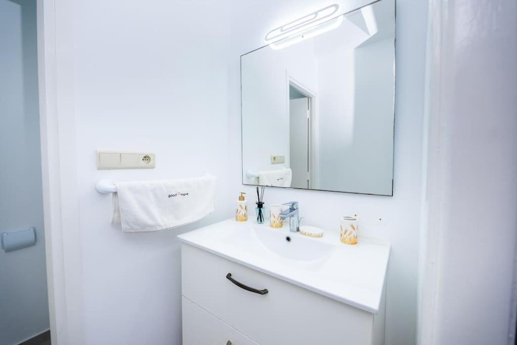 Tradition Meets Modern: 2Br Flat In Rabat Hassan Kültér fotó