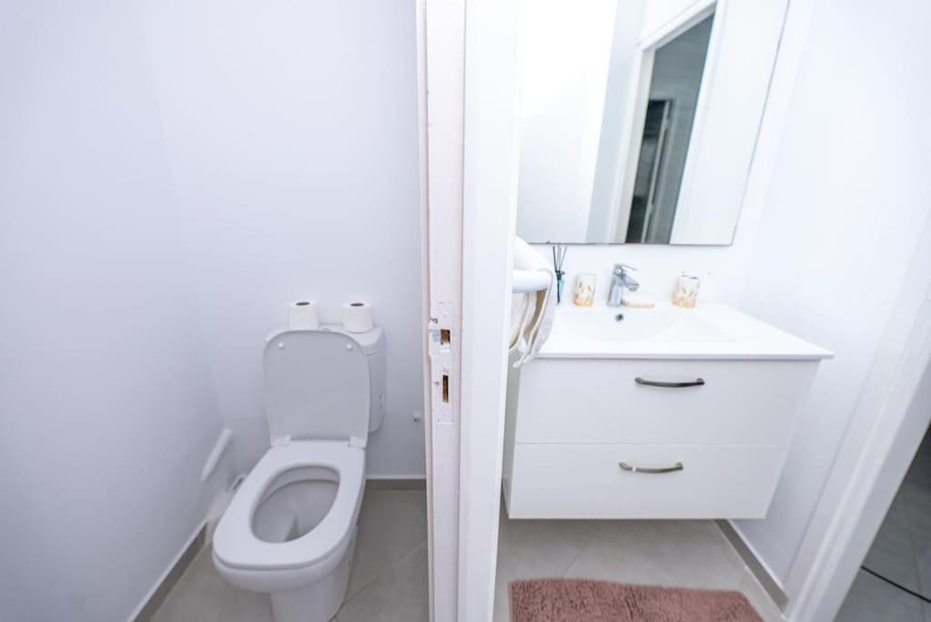 Tradition Meets Modern: 2Br Flat In Rabat Hassan Kültér fotó